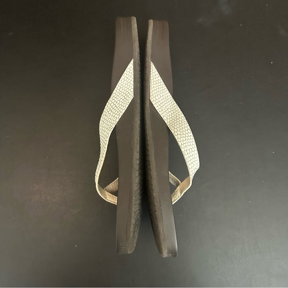 Reef Cushion Court White Black Sassy Women's Flip Flop Sandals Size 10 Thongs - Picture 7 of 10